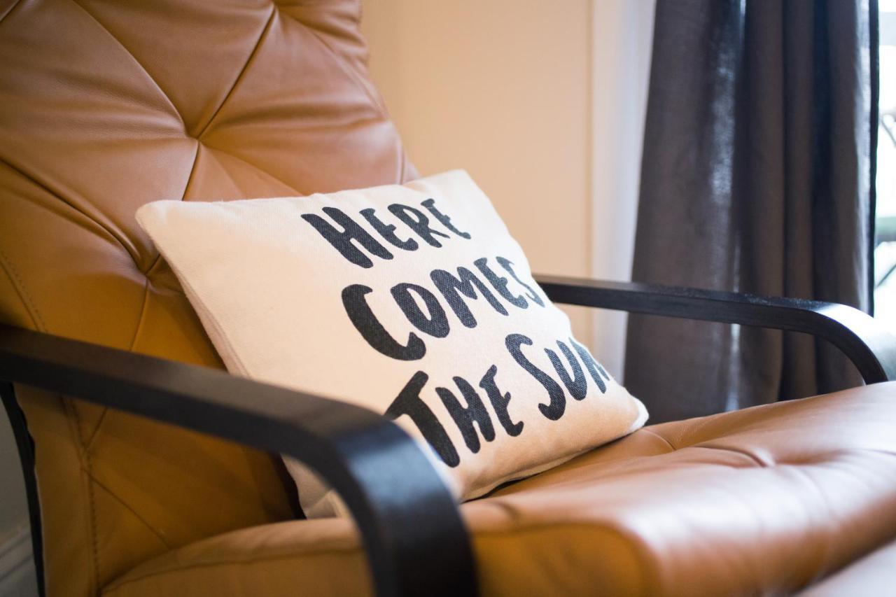 Athena'S Hideaway- Fully Renovated- Absolute Best Location 외부 사진