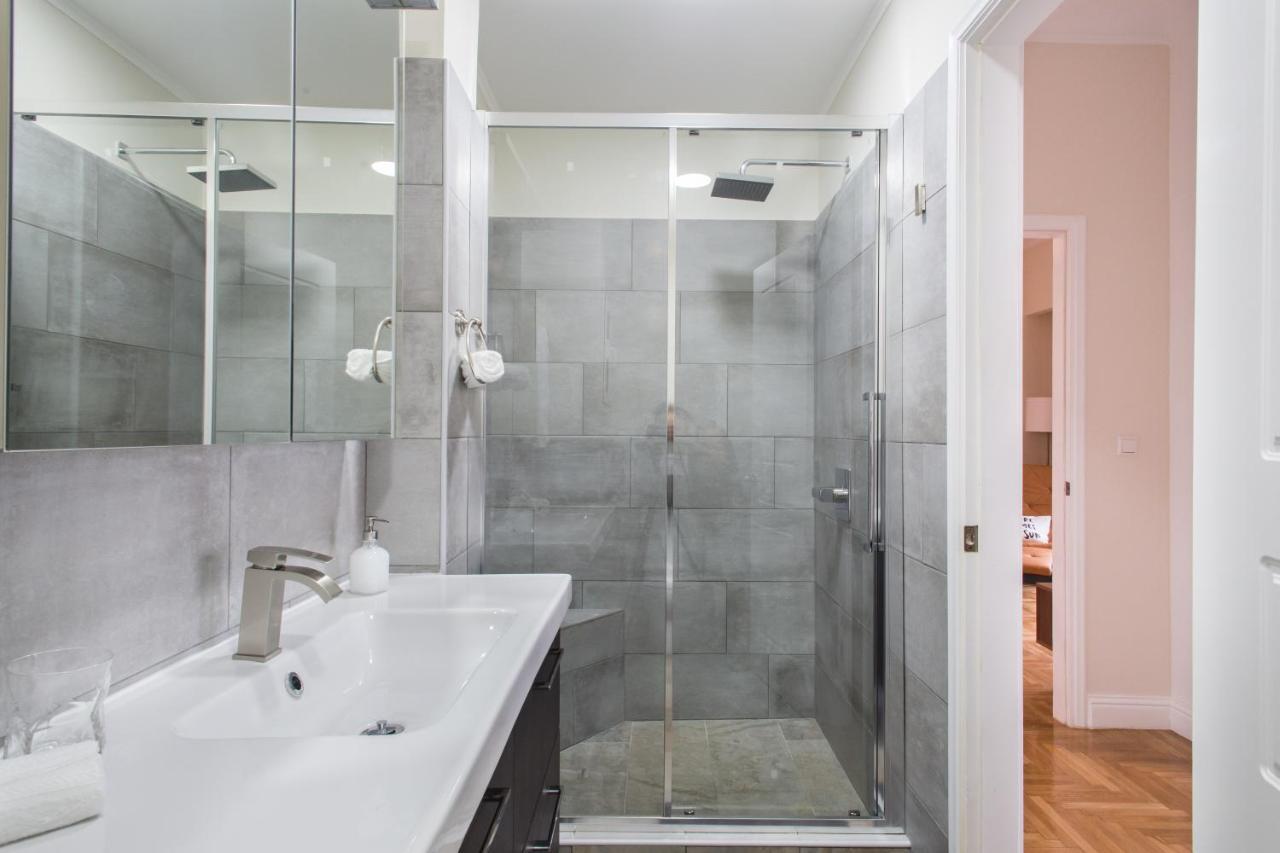 Athena'S Hideaway- Fully Renovated- Absolute Best Location 외부 사진